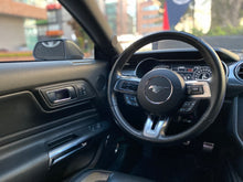 Cargar imagen en el visor de la galería, Ford Mustang Mach 1 Modelo 2022