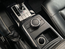 Cargar imagen en el visor de la galería, Mercedes-Benz G500 Blindada Modelo 2017