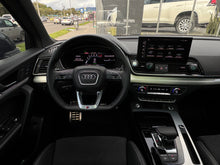 Cargar imagen en el visor de la galería, Audi Q5 Sportback Híbrida S-Line Modelo 2024