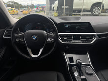 Cargar imagen en el visor de la galería, BMW 330e Modelo 2021