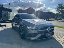 Cargar imagen en el visor de la galería, Mercedes-Benz CLA 180 Modelo 2020