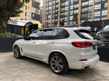 Cargar imagen en el visor de la galería, BMW X5 xDrive40I Modelo 2020