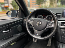 Cargar imagen en el visor de la galería, BMW M3 Cabriolet Modelo 2012