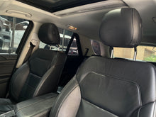 Cargar imagen en el visor de la galería, Mercedes-Benz GLE 250D 4MATIC Modelo 2017