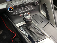 Cargar imagen en el visor de la galería, Chevrolet Corvette C7 ZO6 Modelo 2018