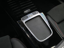 Cargar imagen en el visor de la galería, Mercedes-Benz AMG A35 4MATIC Híbrido Modelo 2023