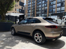 Cargar imagen en el visor de la galería, Porsche Macan Modelo 2015