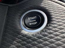 Cargar imagen en el visor de la galería, Land Rover Range Rover Velar P380 SE Modelo 2019