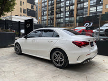 Cargar imagen en el visor de la galería, Mercedes-Benz A 180 Modelo 2022