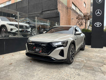 Cargar imagen en el visor de la galería, Audi Q8 e-tron Modelo 2024 - Autos 93