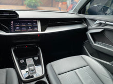 Cargar imagen en el visor de la galería, Audi A3 Sportback Modelo 2024