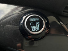 Cargar imagen en el visor de la galería, Ford Escape ST Line Modelo 2019