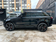 Cargar imagen en el visor de la galería, Land Rover Range Rover Sport P400 Autobiography Modelo 2023