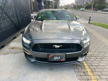 Cargar imagen en el visor de la galería, Ford Mustang GT Convertible 5.0 Modelo 2016