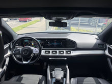 Cargar imagen en el visor de la galería, Mercedes-Benz GLE 450 4MATIC Modelo 2022