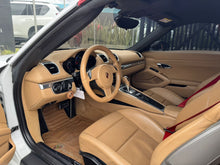 Cargar imagen en el visor de la galería, Porsche Boxster Convertible Modelo 2015