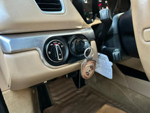 Cargar imagen en el visor de la galería, Porsche Boxster Convertible Modelo 2015