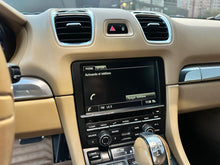 Cargar imagen en el visor de la galería, Porsche Boxster Convertible Modelo 2015