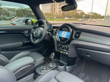 Cargar imagen en el visor de la galería, Mini Cooper SE 100 Eléctrico Modelo 2024