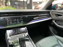 Cargar imagen en el visor de la galería, Audi Q8 55 TFSI Quattro Híbrida Modelo 2021