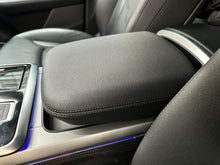 Cargar imagen en el visor de la galería, Audi Q8 55 TFSI Quattro Híbrida Modelo 2021