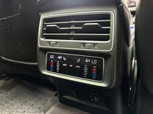 Cargar imagen en el visor de la galería, Audi Q8 55 TFSI Quattro Híbrida Modelo 2021