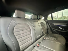 Cargar imagen en el visor de la galería, Mercedes-Benz GLC 300e Coupé 4MATIC Modelo 2022
