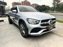 Cargar imagen en el visor de la galería, Mercedes-Benz GLC 300e Coupé 4MATIC Modelo 2022