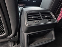 Cargar imagen en el visor de la galería, Audi E-Tron Quatro Prestige Modelo 2023