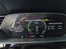 Cargar imagen en el visor de la galería, Audi E-Tron Quatro Prestige Modelo 2023