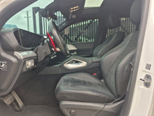 Cargar imagen en el visor de la galería, Mercedes-Benz GLE 450 Modelo 2022