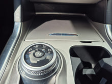 Cargar imagen en el visor de la galería, Ford Explorer XLT Modelo 2020