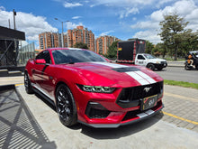 Cargar imagen en el visor de la galería, Ford Mustang GT Modelo 2024