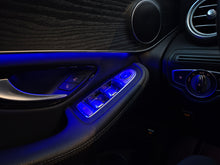 Cargar imagen en el visor de la galería, Mercedes-Benz GLC 300 4MATIC Modelo 2020