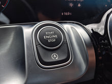 Cargar imagen en el visor de la galería, Mercedes-Benz GLB 200 Modelo 2022