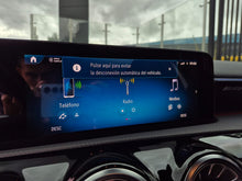 Cargar imagen en el visor de la galería, Mercedes-Benz AMG A35 4Matic Modelo 2023