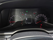 Cargar imagen en el visor de la galería, Toyota 4Runner SR5 Modelo 2023