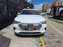 Cargar imagen en el visor de la galería, Audi E-Tron Quatro Prestige Modelo 2023
