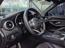 Cargar imagen en el visor de la galería, Mercedes-Benz Glc 300 e 4matic Modelo 2022