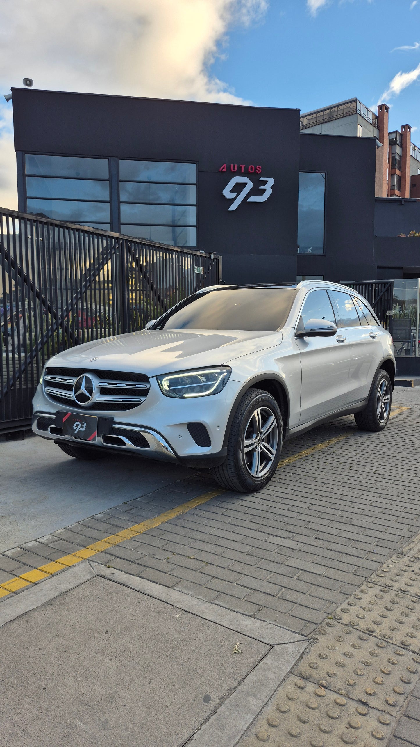Mercedes-Benz GLC 300 4MATIC Modelo 2020