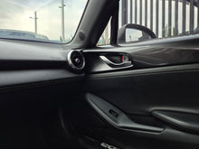 Cargar imagen en el visor de la galería, Mazda MX 5 Modelo 2022