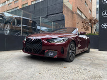 Cargar imagen en el visor de la galería, BMW 420I Cabriolet Modelo 2024
