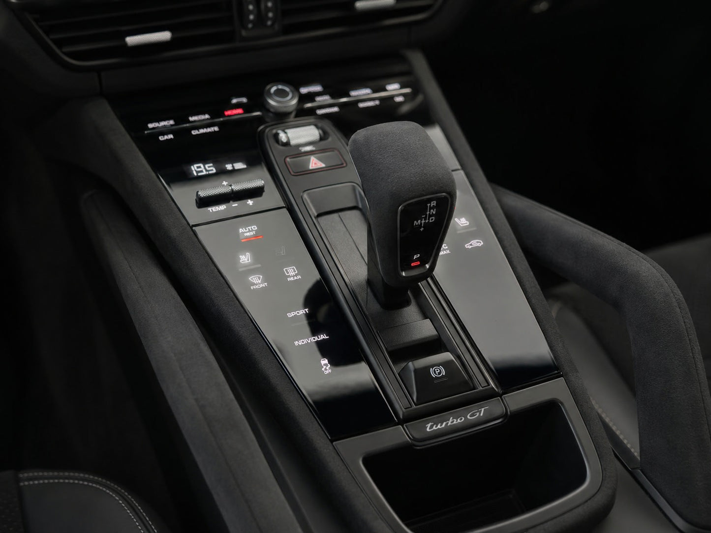Porsche Cayenne Turbo GT Modelo 2024