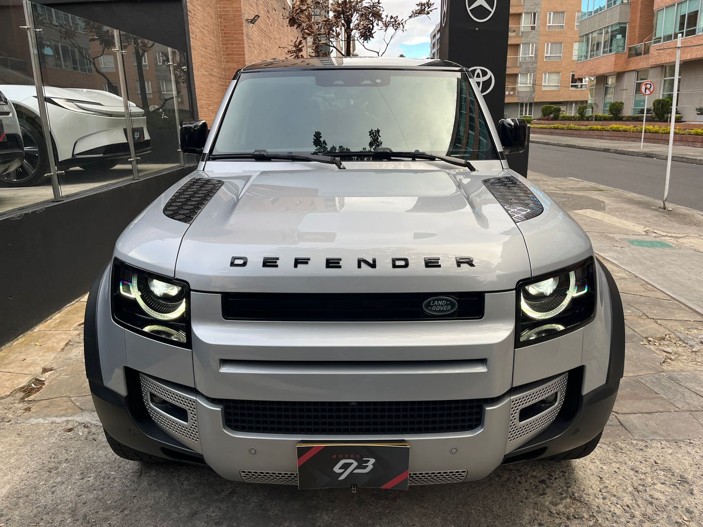 Land Rover Defender First Edition 3.0 MHEV Modelo 2021