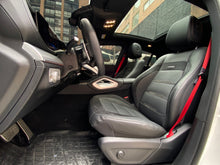 Cargar imagen en el visor de la galería, Mercedes-Benz AMG GLE 53 4MATIC Coupé Modelo 2023
