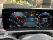 Cargar imagen en el visor de la galería, Mercedes-Benz AMG A35 4MATIC Modelo 2022
