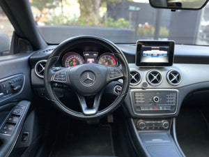 Mercedes-Benz CLA 180 Modelo 2016