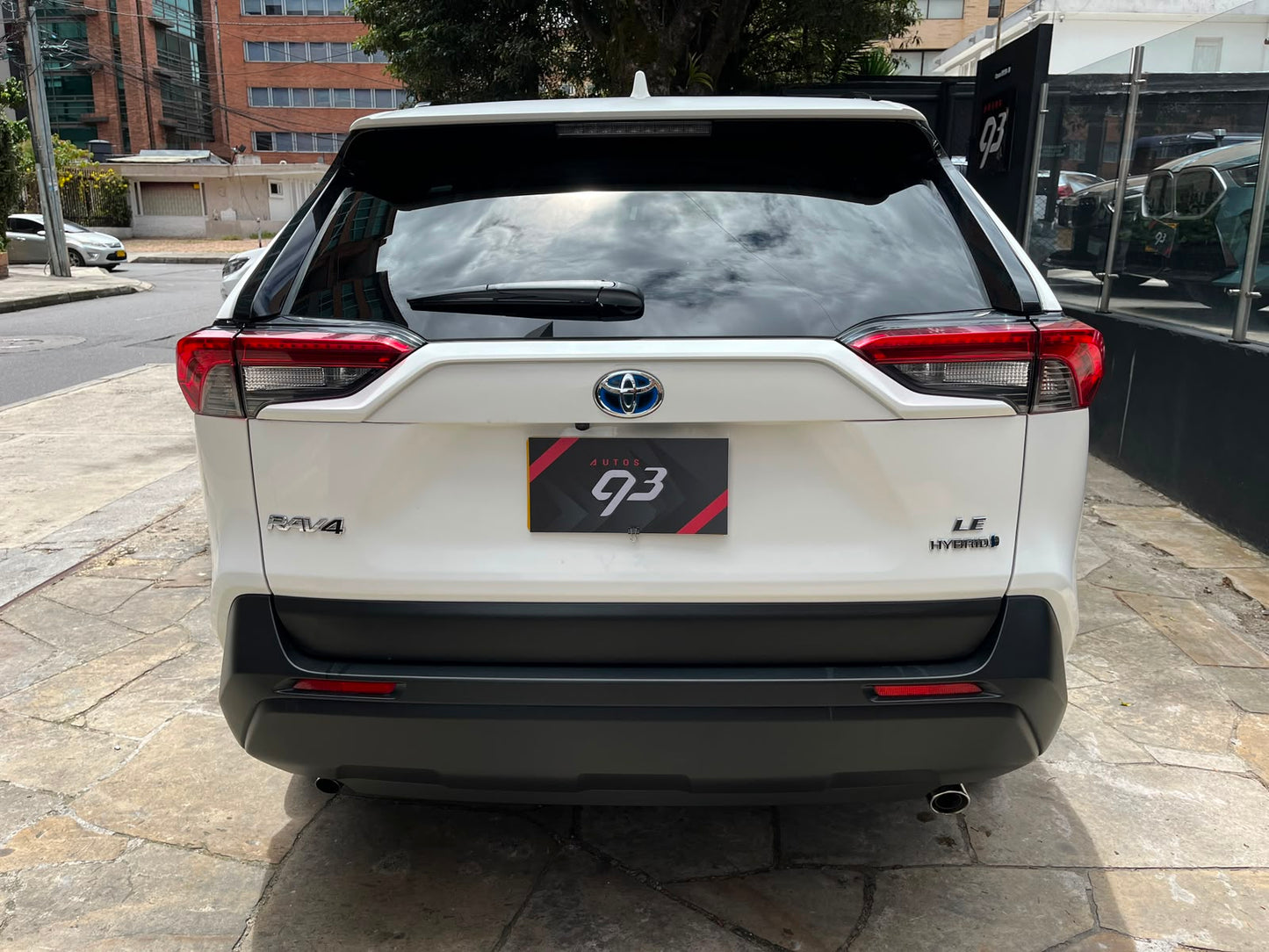 Toyota RAV4 LE Hybrid Modelo 2024