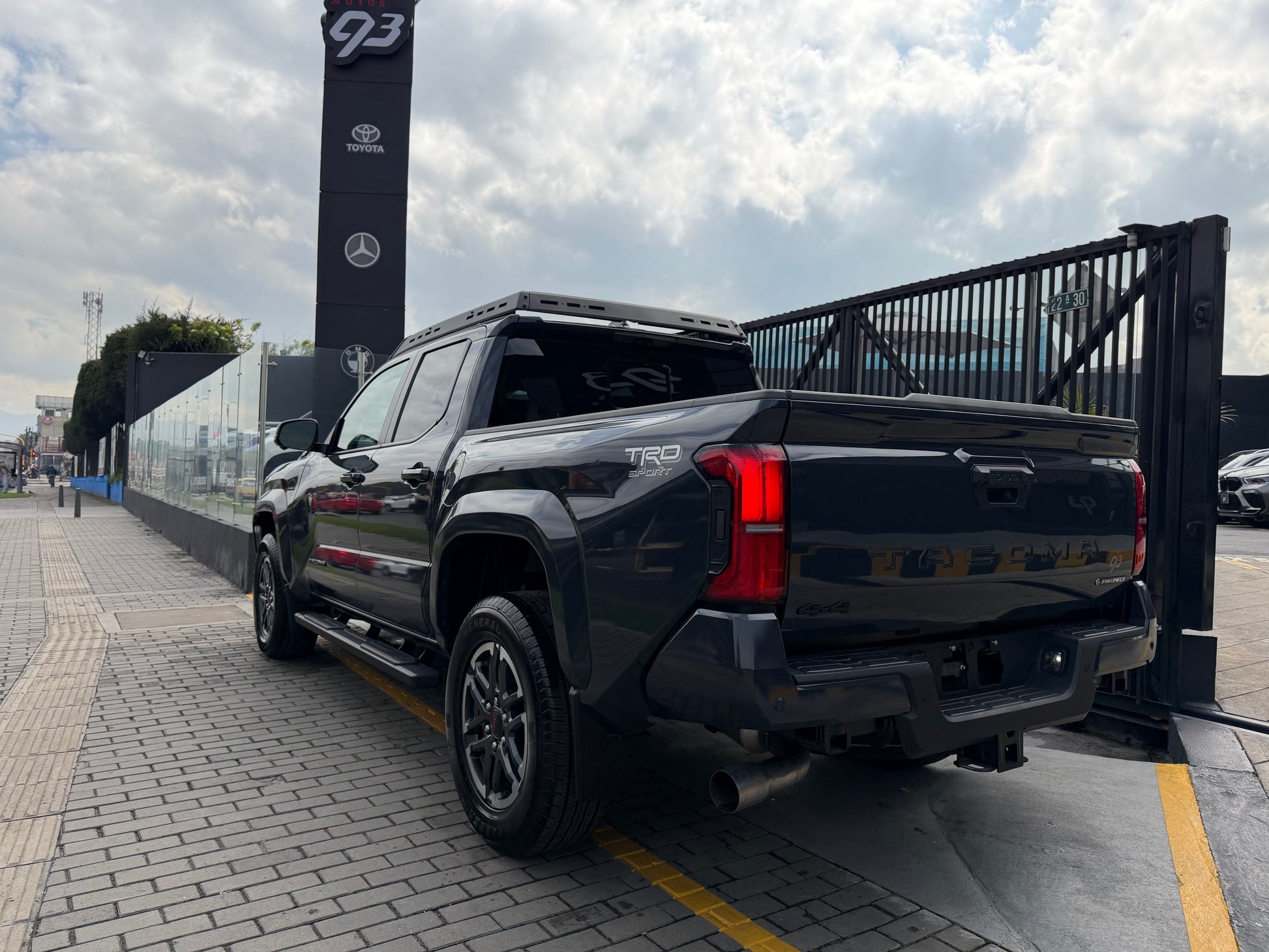 Toyota Tacoma TRD Sport Modelo 2025 - Autos 93