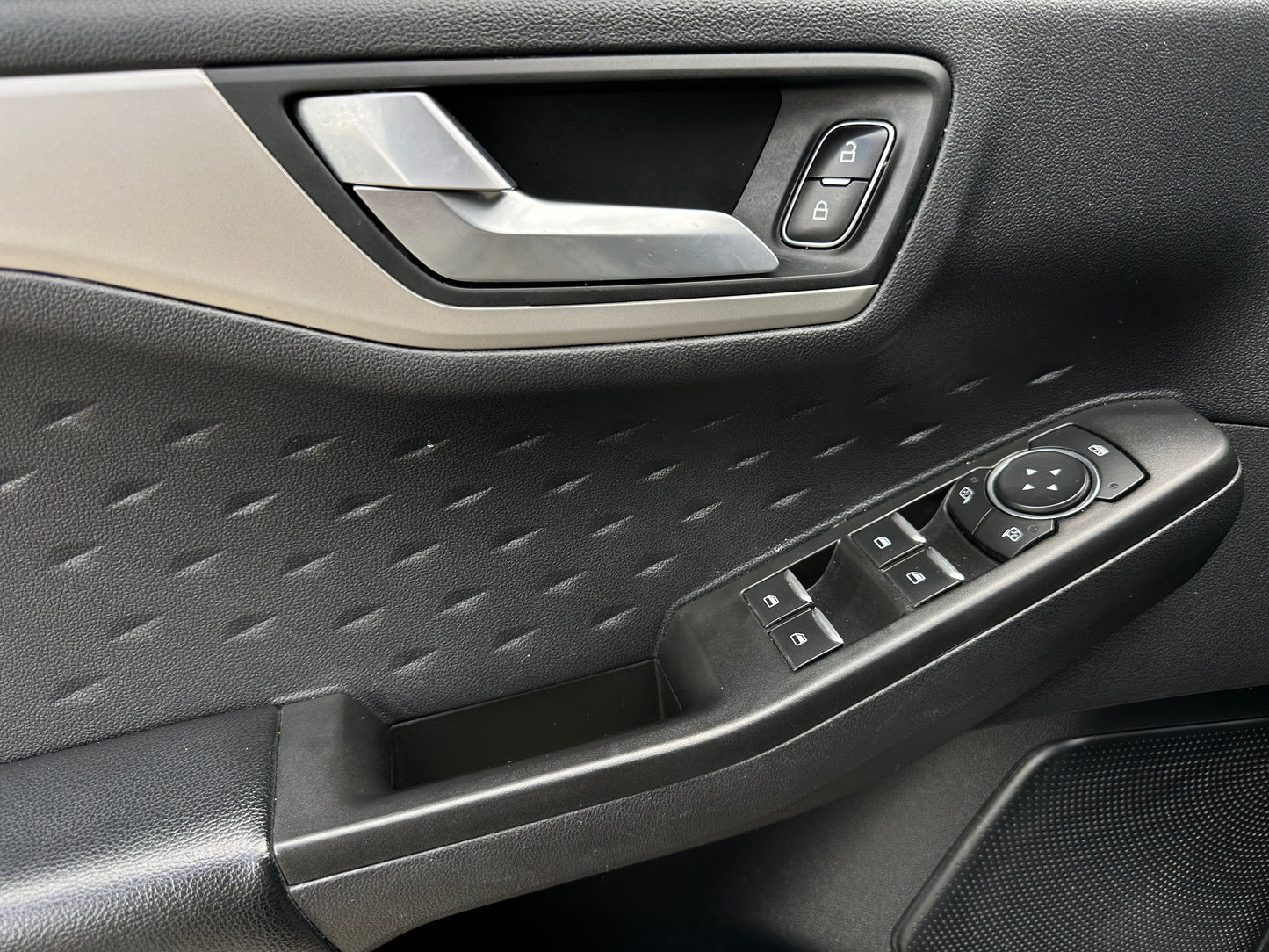 Ford Escape SE HEV Modelo 2020